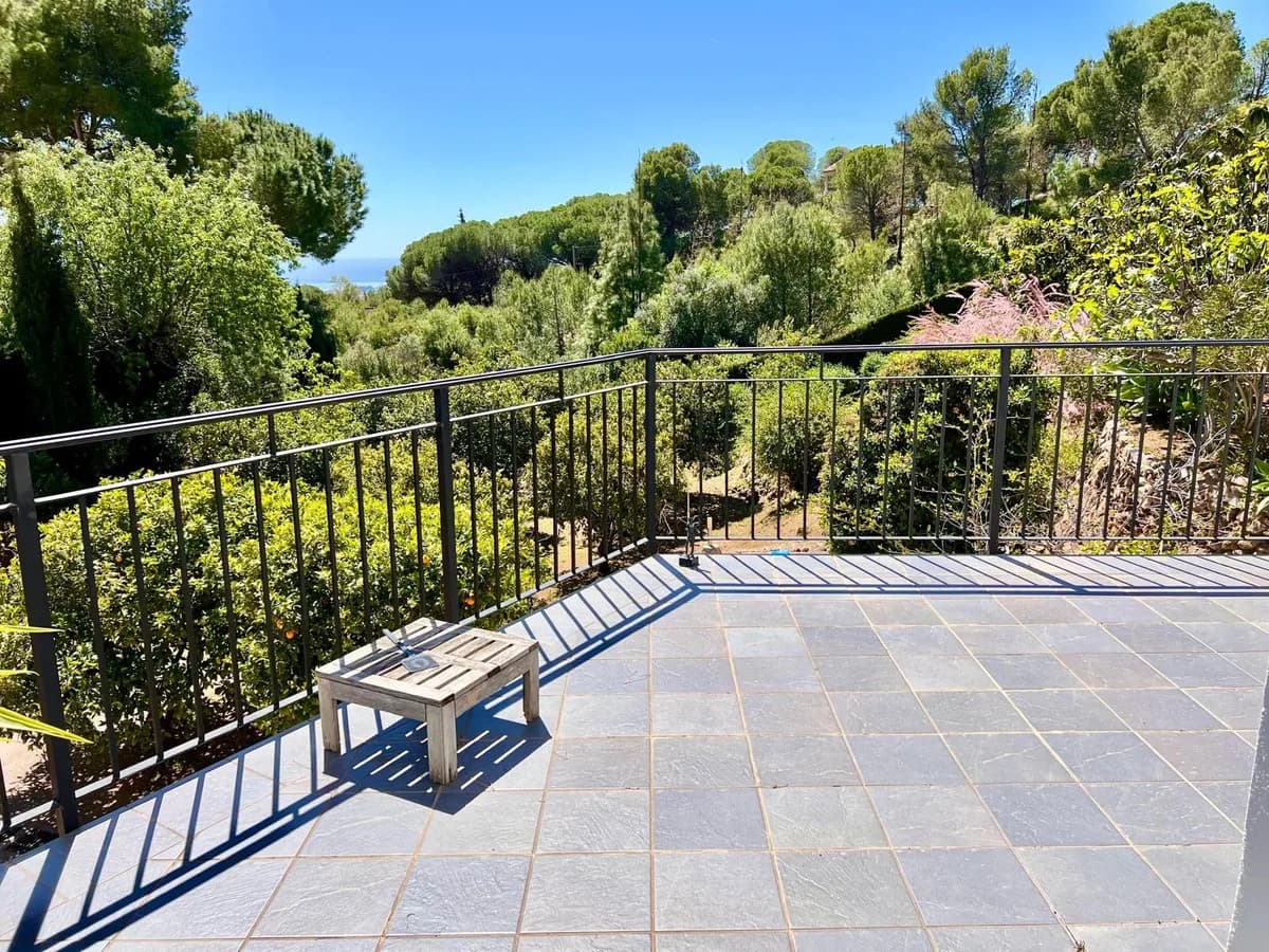 1 Bedroom Detached Villa for Sale in Mijas, Málaga - Image 3