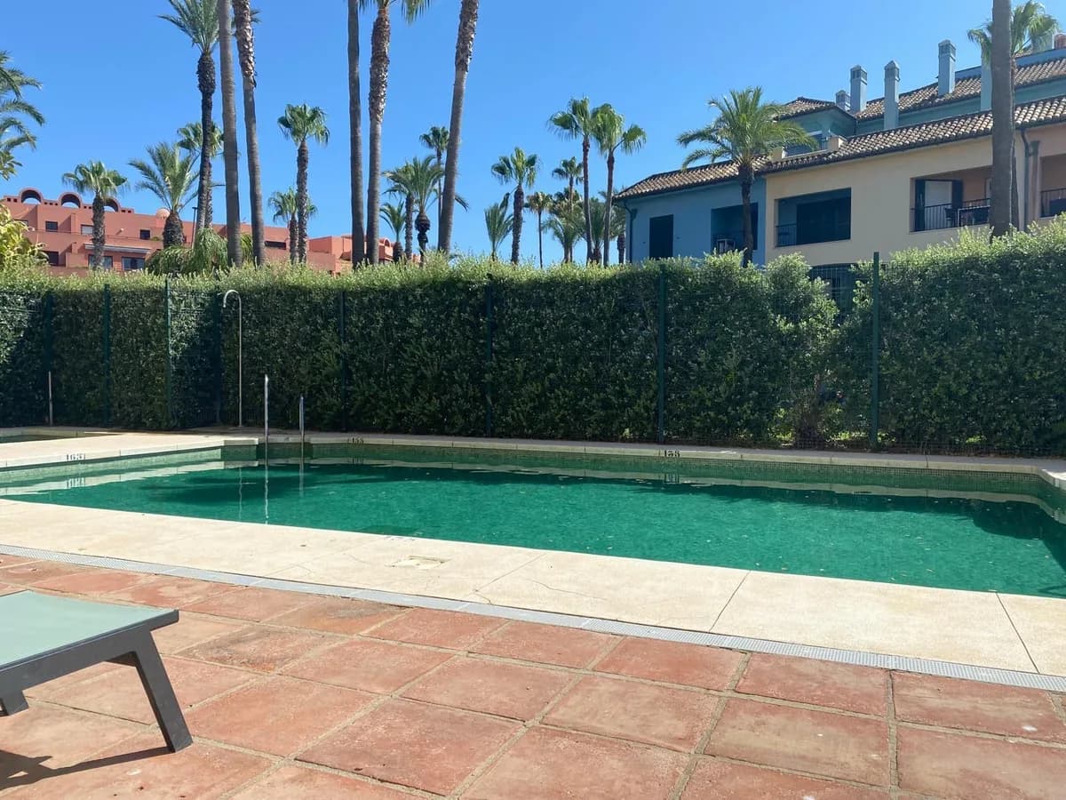 4 Bedroom Duplex for Sale in Sotogrande, Cádiz - Image 2