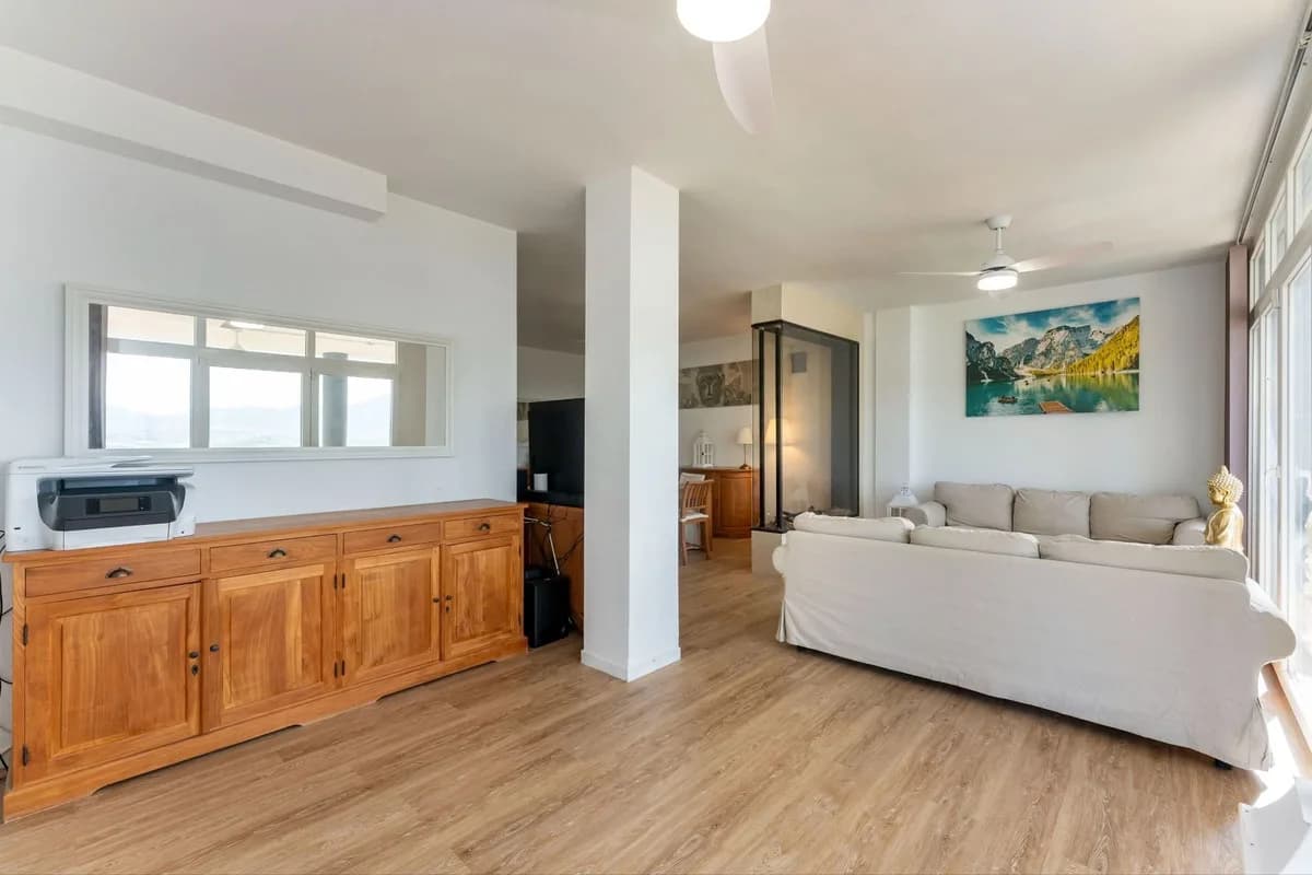 5 Bedroom Detached Villa for Sale in Coín, Málaga - Image 6