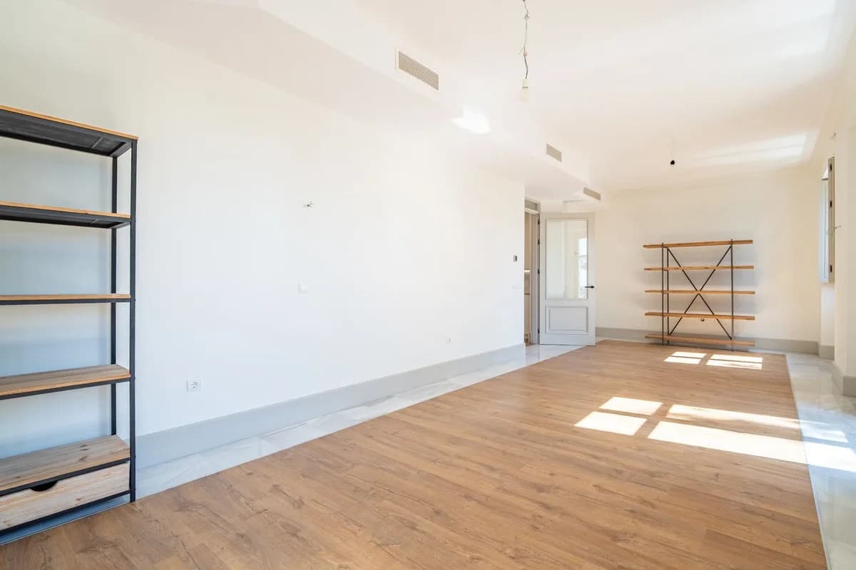 3 Bedroom Penthouse Duplex for Sale in Monte Sancha, Málaga - Image 2