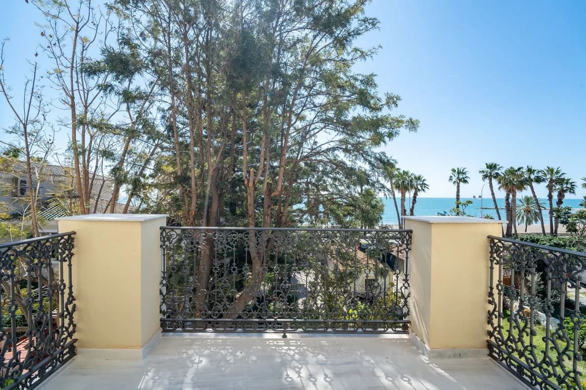 3 Bedroom Penthouse Duplex for Sale in Monte Sancha, Málaga - Image 6