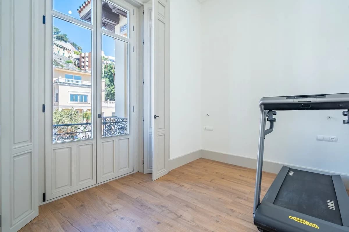 3 Bedroom Penthouse Duplex for Sale in Monte Sancha, Málaga - Image 7