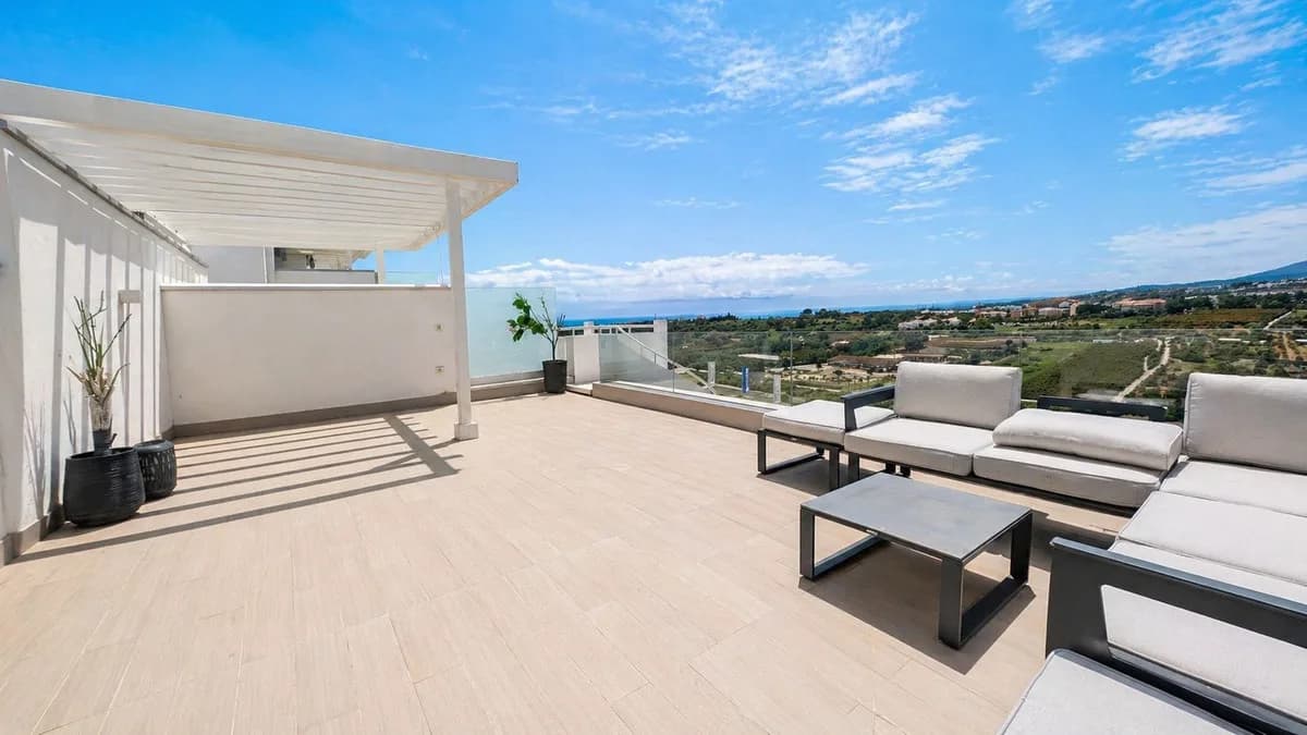 2 Bedroom Penthouse Duplex for Sale in Cancelada, Málaga