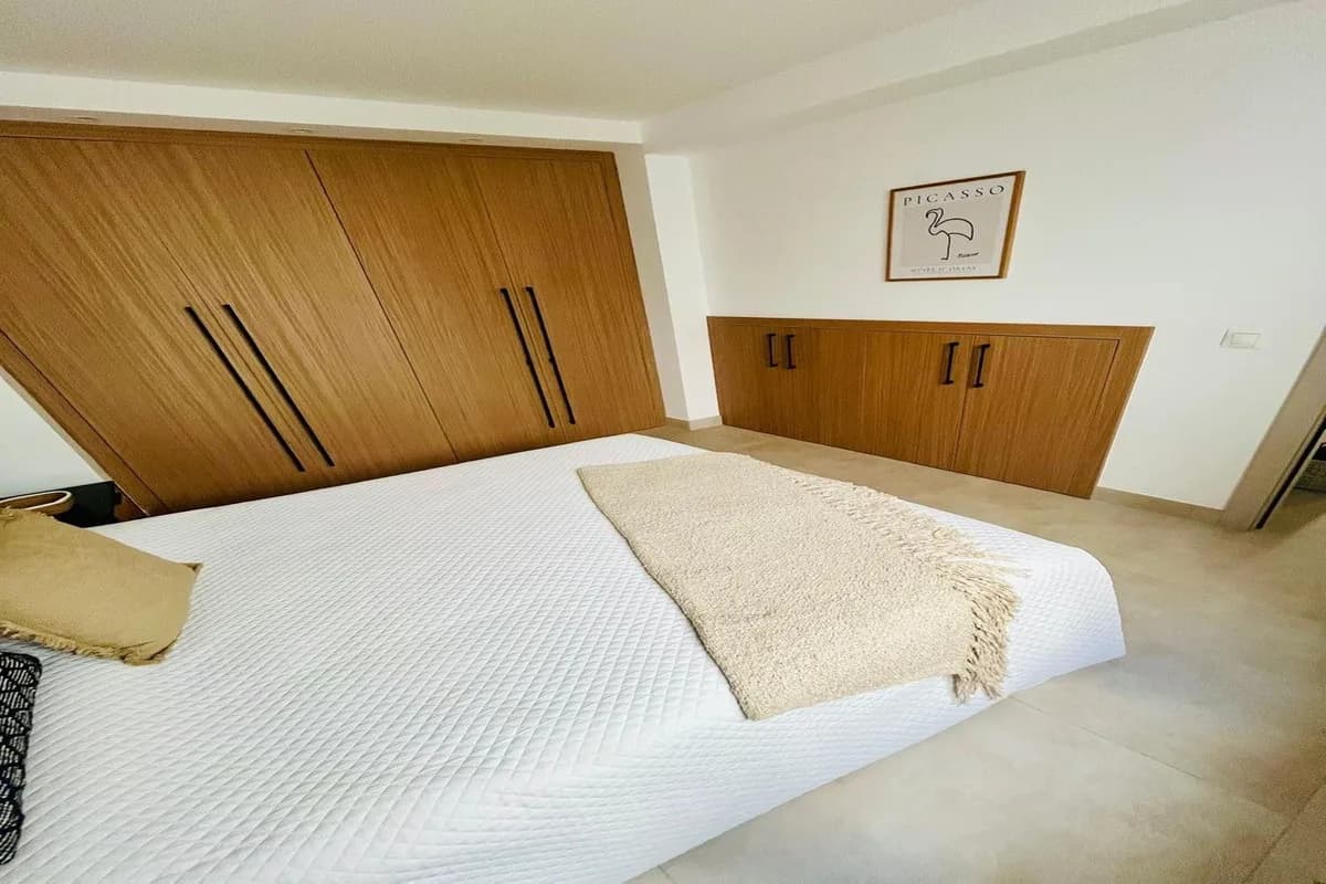 4 Bedroom Townhouse for Sale in Estepona, Málaga - Image 5