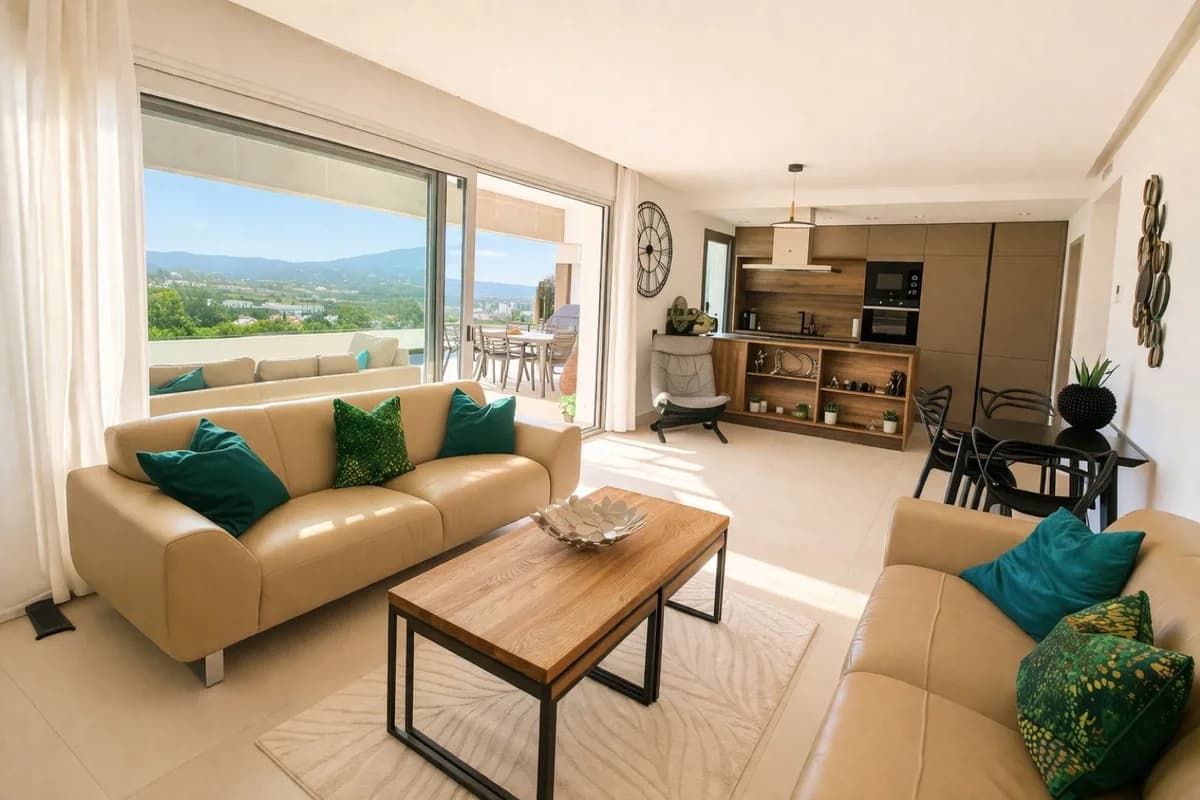3 Bedroom Ground Floor Apartment for Sale in La Cala Golf, Málaga - Image 2