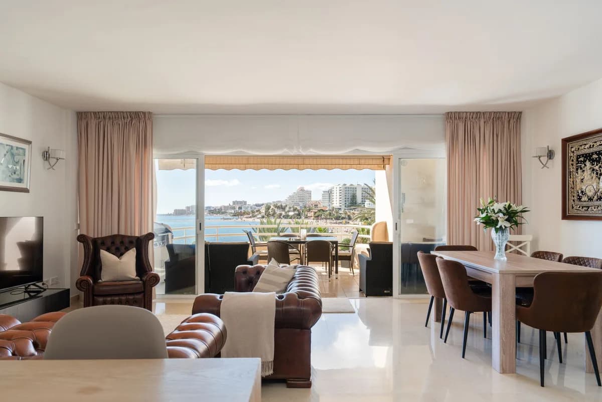 3 Bedroom Penthouse Duplex for Sale in Benalmadena, Málaga - Image 4