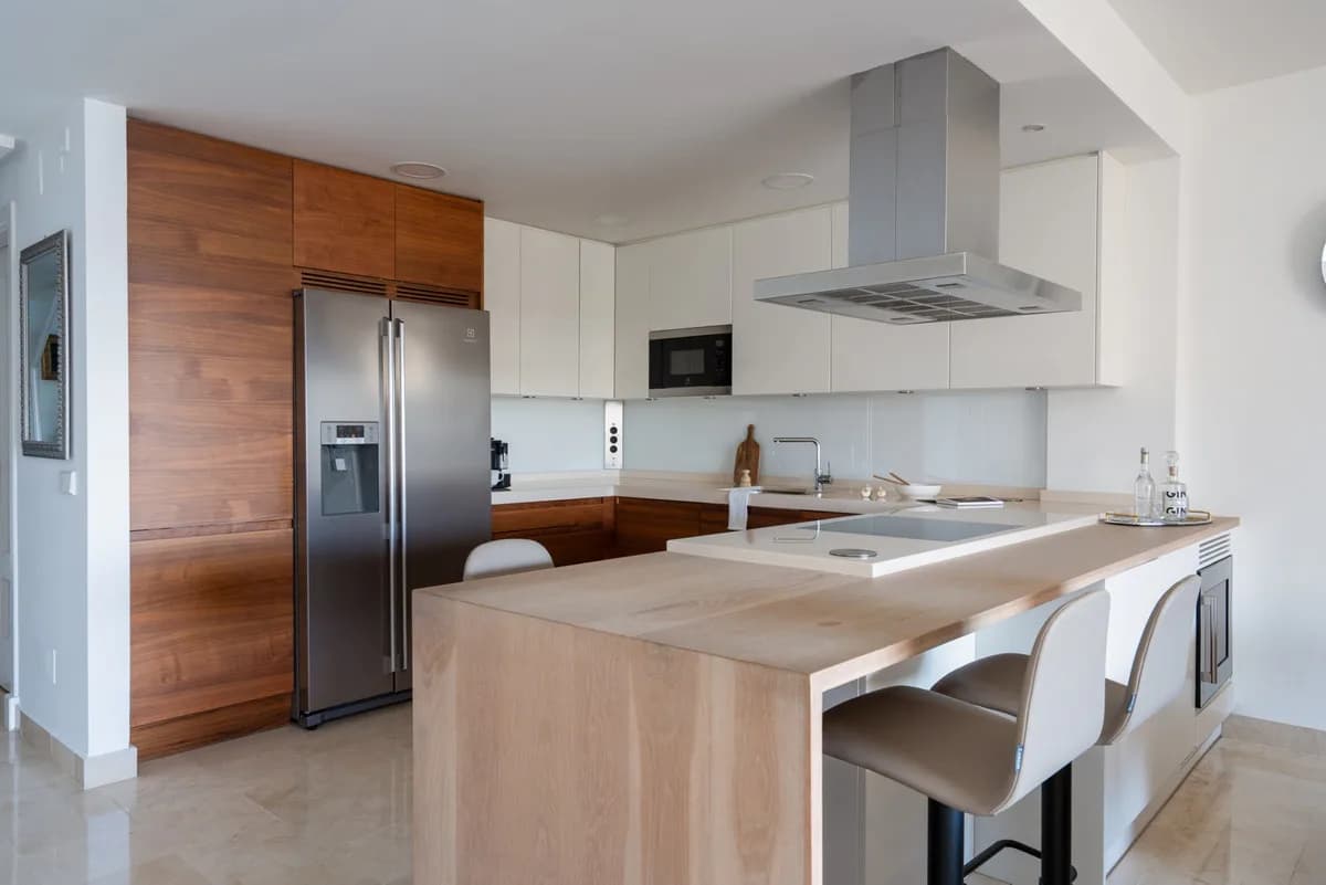 3 Bedroom Penthouse Duplex for Sale in Benalmadena, Málaga - Image 5