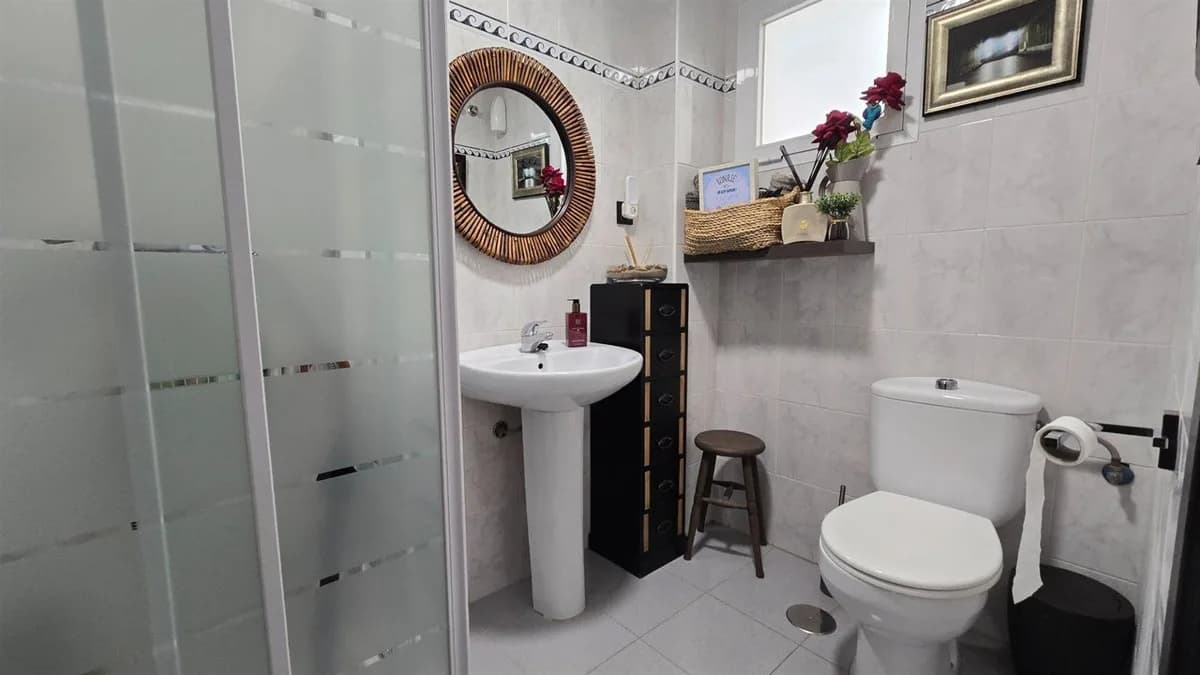 3 Bedroom Duplex for Sale in Torremolinos, Málaga - Image 6