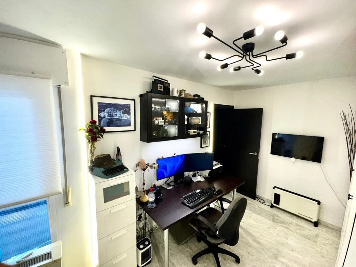 3 Bedroom Duplex for Sale in Torremolinos, Málaga - Image 9
