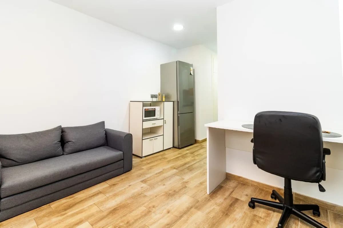 Ground Floor Studio for Sale in Torremolinos, Málaga - Image 8
