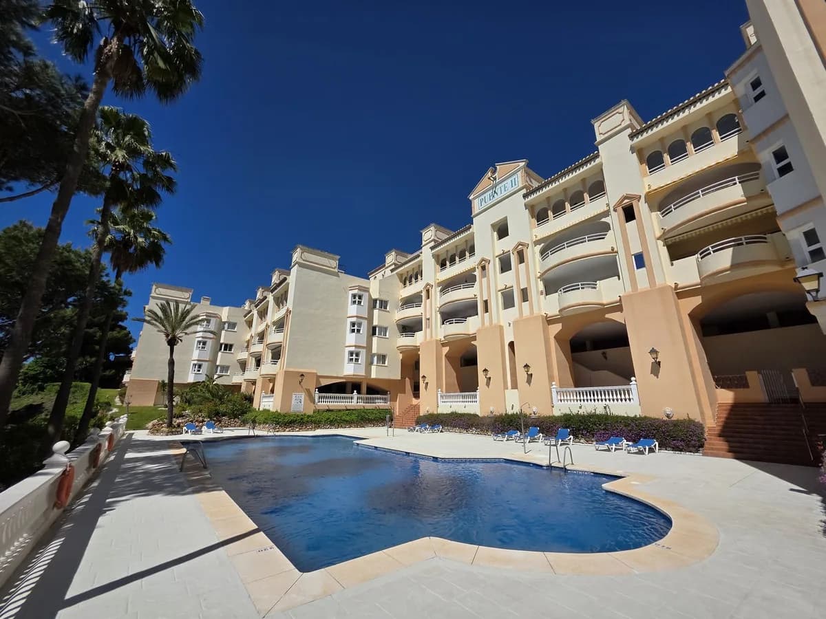 2 Bedroom Penthouse Duplex for Sale in Calahonda, Málaga