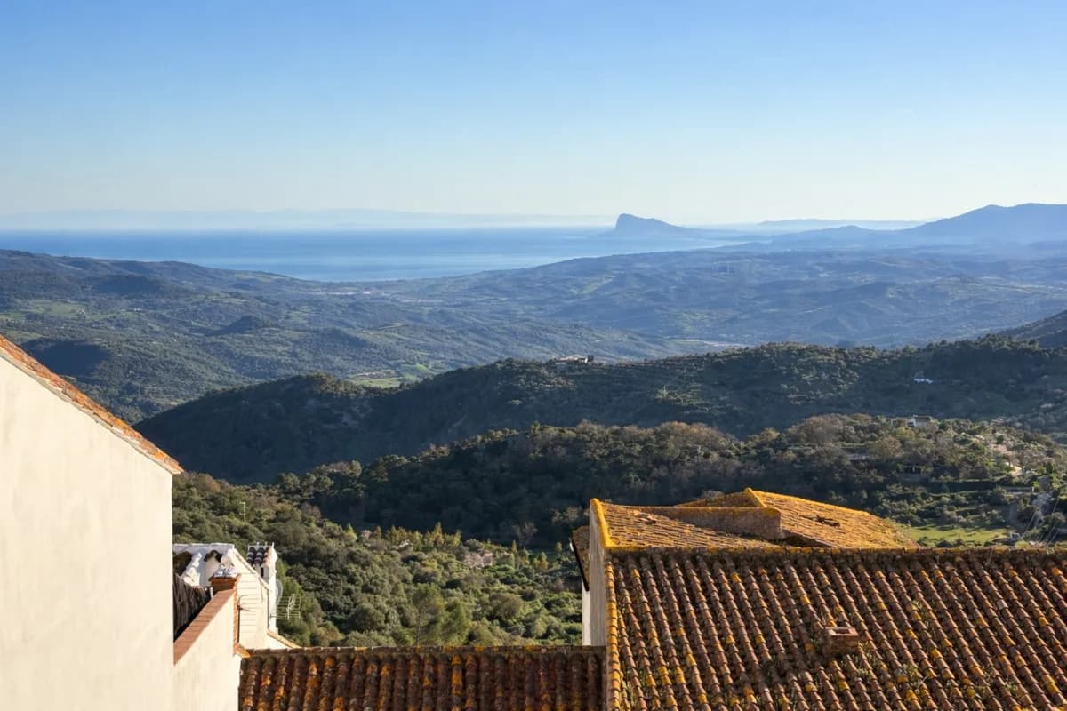 5 Bedroom Detached Villa for Sale in Gaucín, Málaga - Image 3