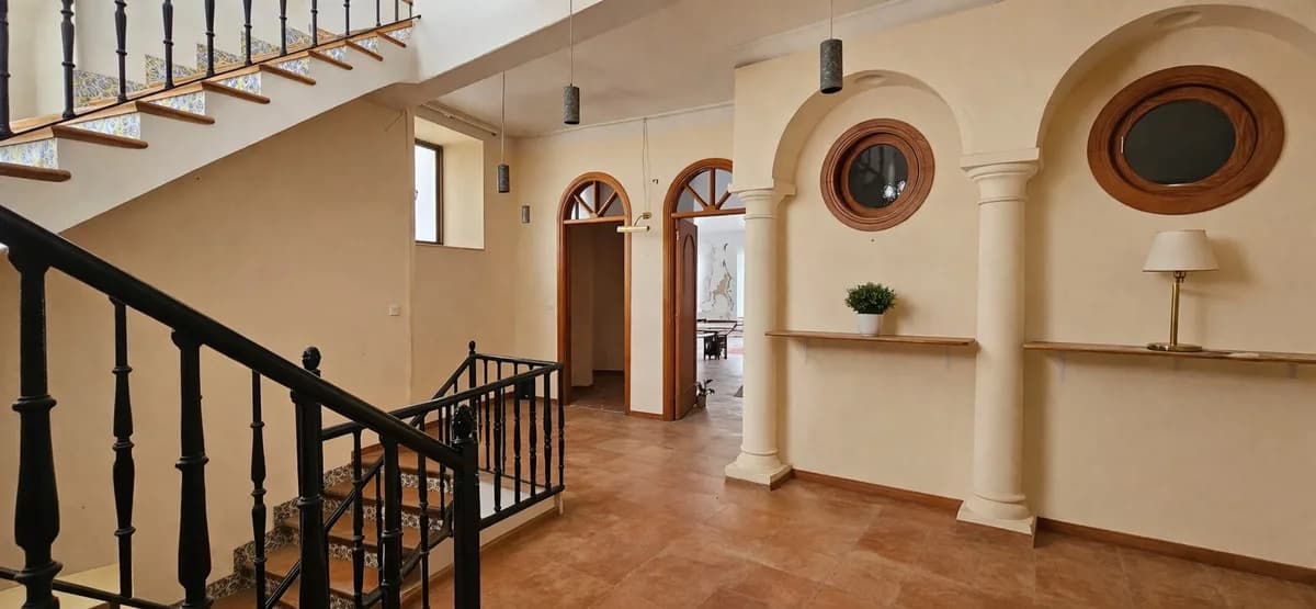 5 Bedroom Detached Villa for Sale in Gaucín, Málaga - Image 8