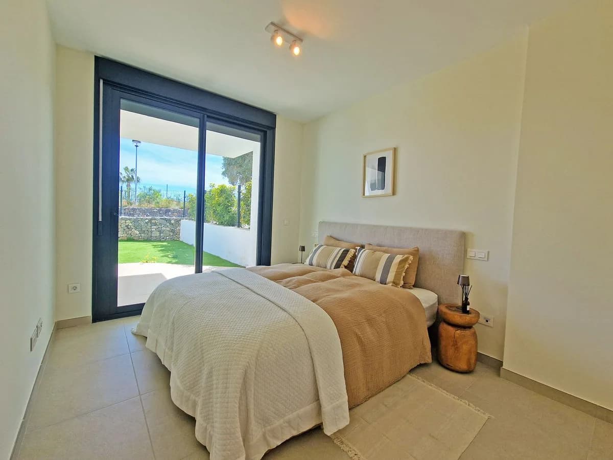 2 Bedroom Ground Floor Apartment for Sale in La Cala de Mijas, Málaga - Image 5