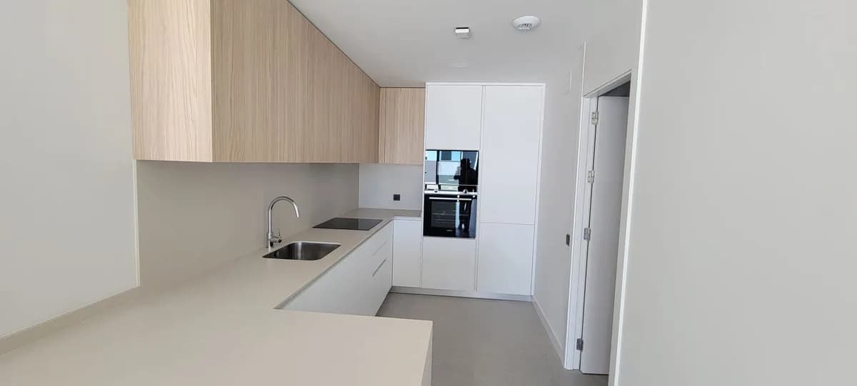 2 Bedroom Penthouse for Sale in Altos de los Monteros, Málaga - Image 9
