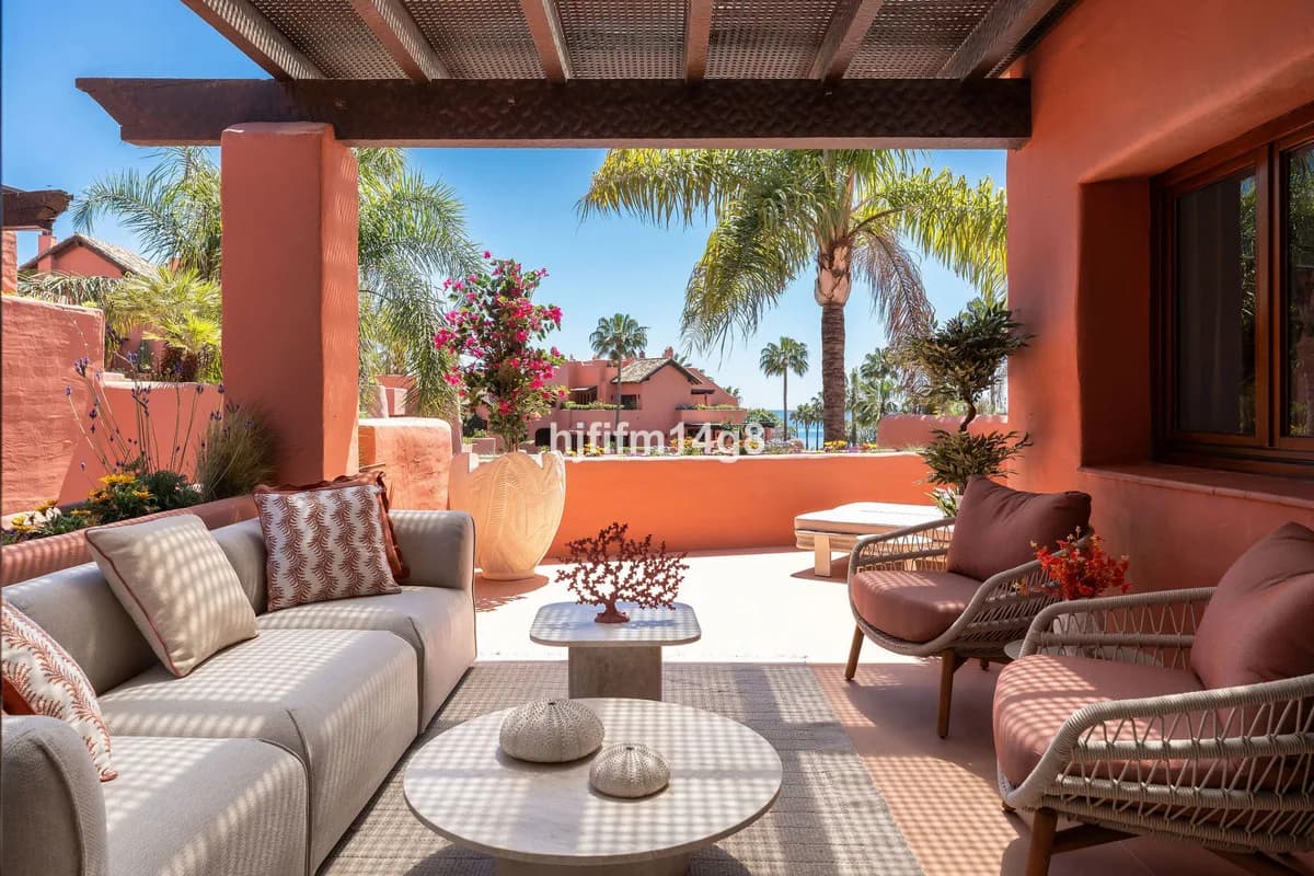 3 Bedroom Penthouse Duplex for Sale in Estepona, Málaga - Image 3