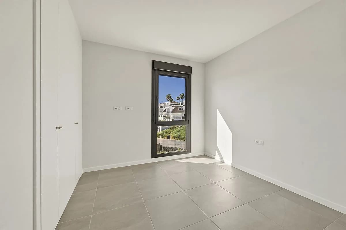 3 Bedroom Detached Villa for Sale in Mijas Costa, Málaga - Image 9