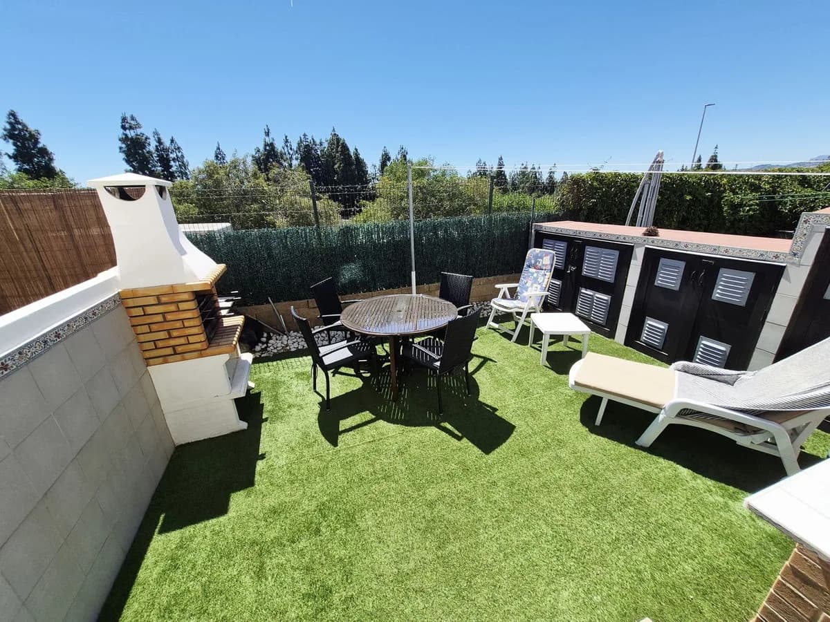 2 Bedroom Townhouse for Sale in La Cala de Mijas, Málaga - Image 2