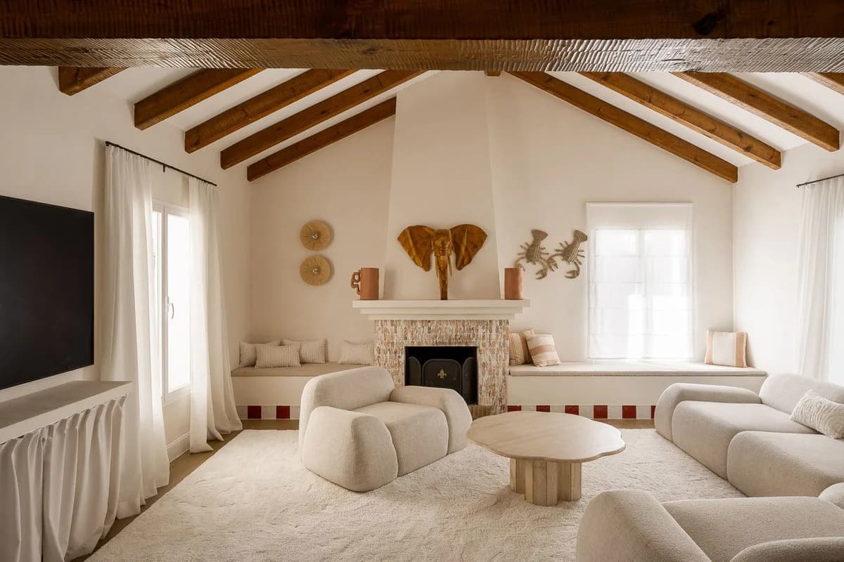 7 Bedroom Detached Villa for Sale in El Rosario, Málaga