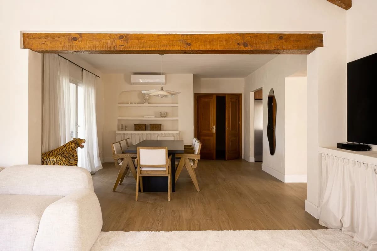 7 Bedroom Detached Villa for Sale in El Rosario, Málaga - Image 7