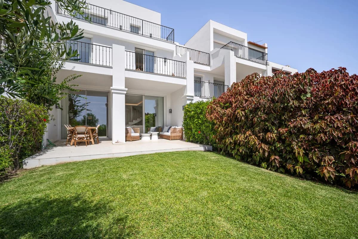 4 Bedroom Townhouse for Sale in La Quinta, Málaga