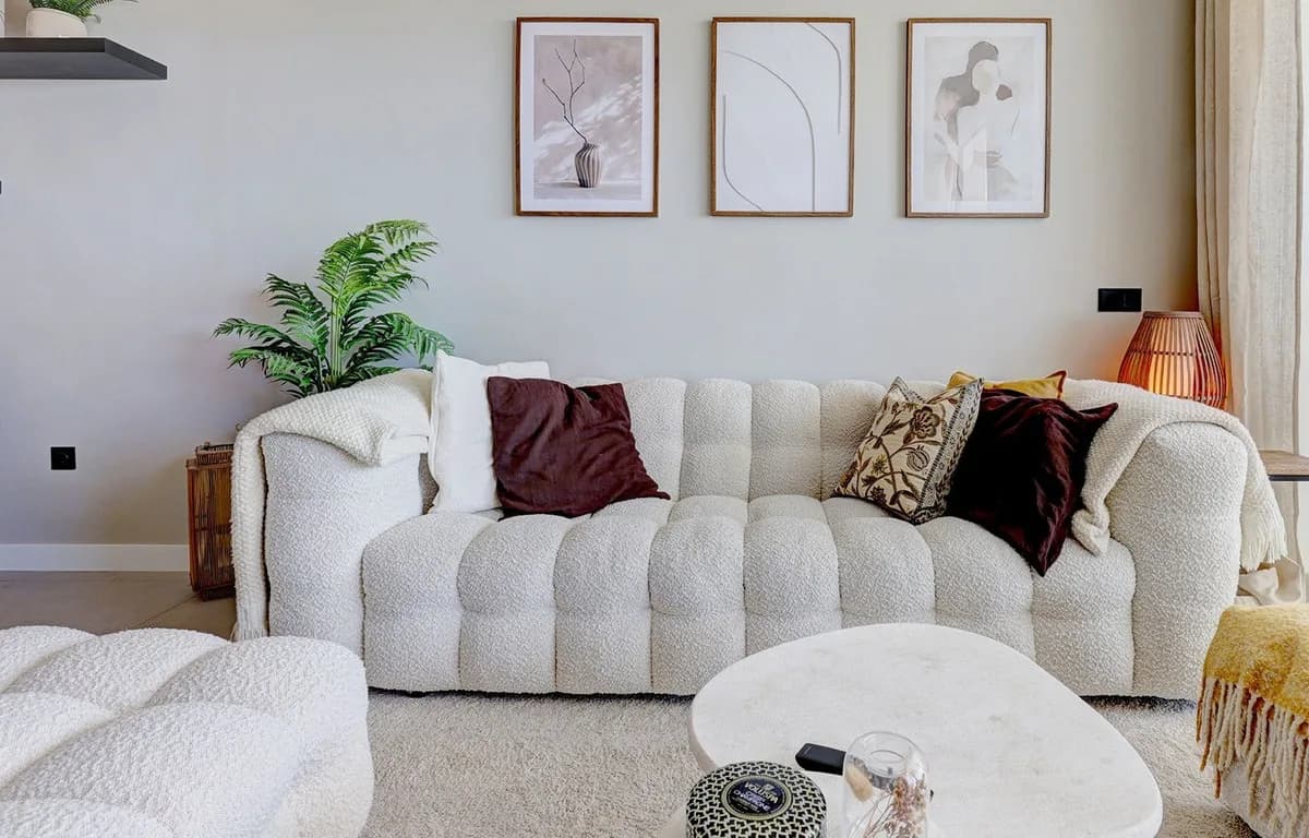 3 Bedroom Ground Floor Apartment for Sale in Benalmadena, Málaga - Image 4