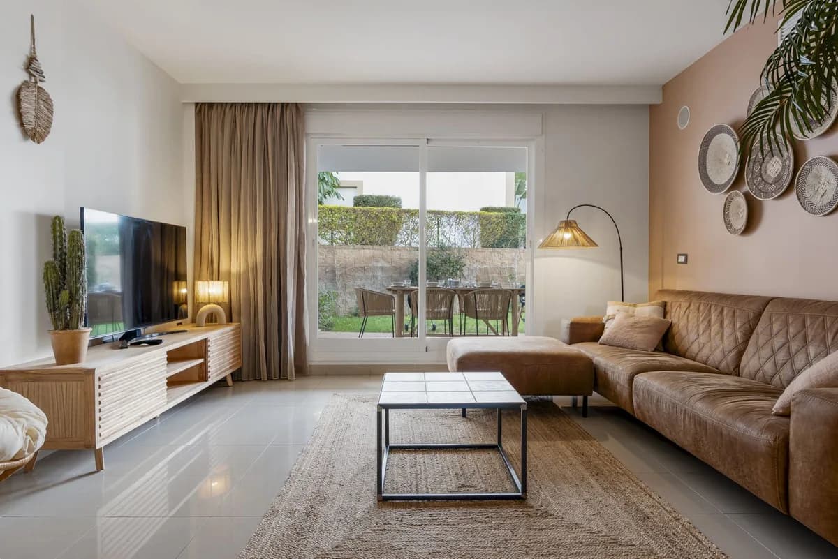 2 Bedroom Ground Floor Apartment for Sale in Estepona, Málaga - Image 6
