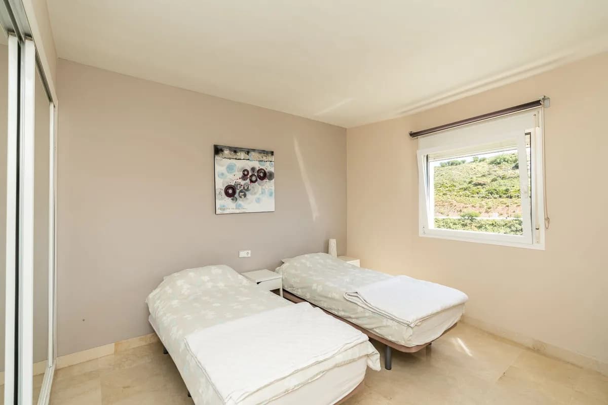 2 Bedroom Ground Floor Apartment for Sale in Miraflores, Málaga - Image 8