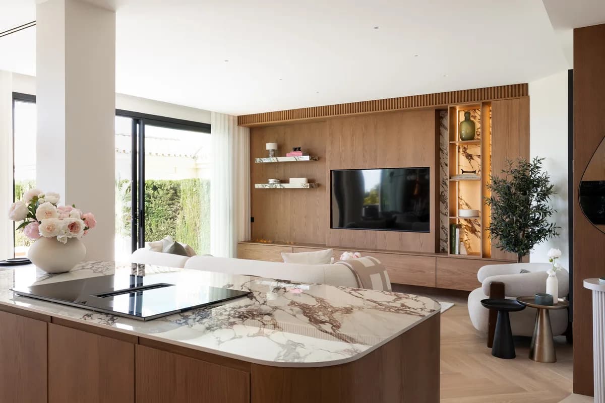 4 Bedroom Townhouse for Sale in La Quinta, Málaga - Image 6