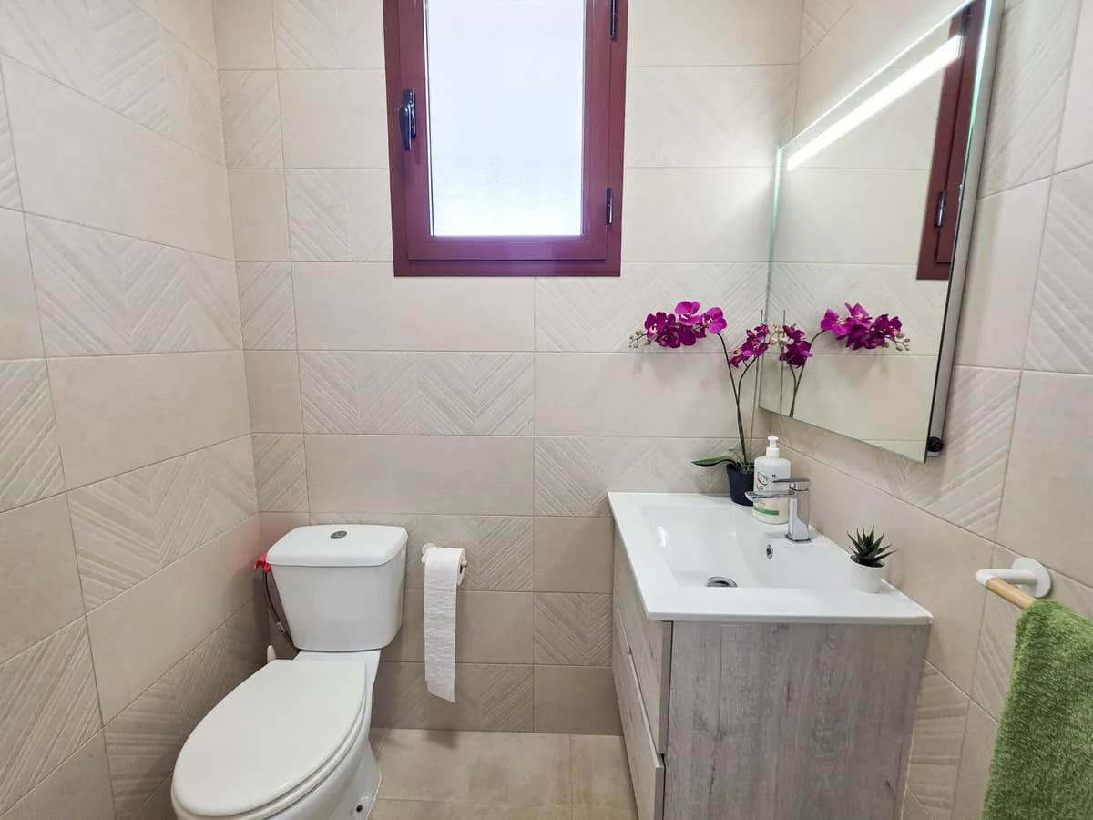 2 Bedroom Semi-Detached House for Sale in Casares Playa, Málaga - Image 8