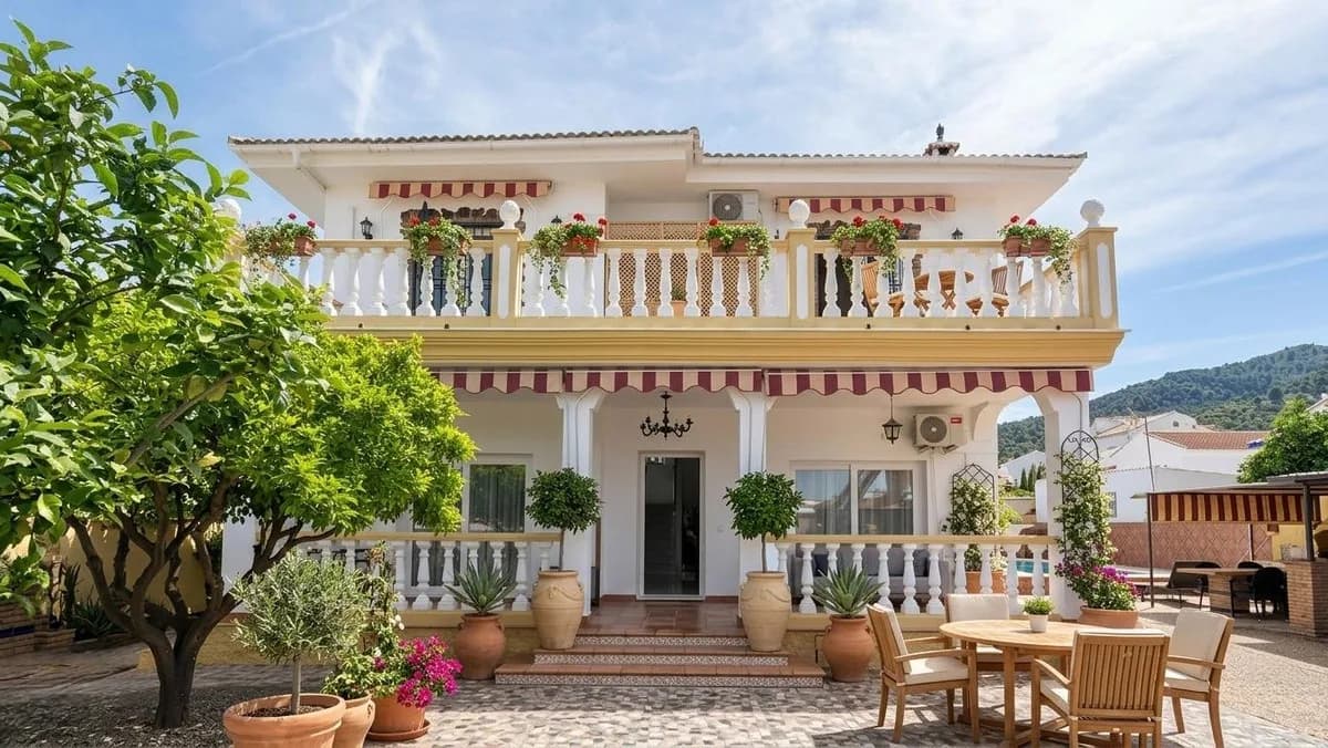 5 Bedroom Detached Villa for Sale in Alhaurín de la Torre, Málaga