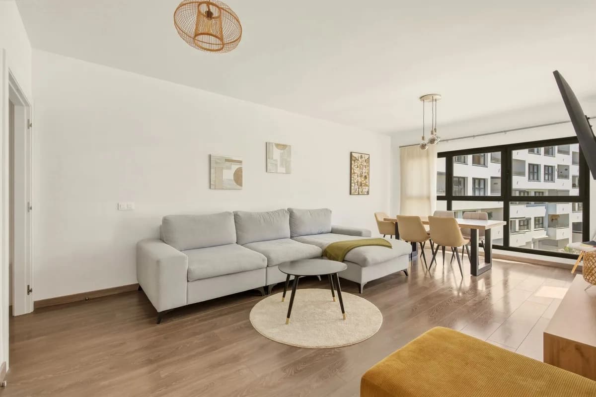 3 Bedroom Penthouse for Sale in Estepona, Málaga - Image 7