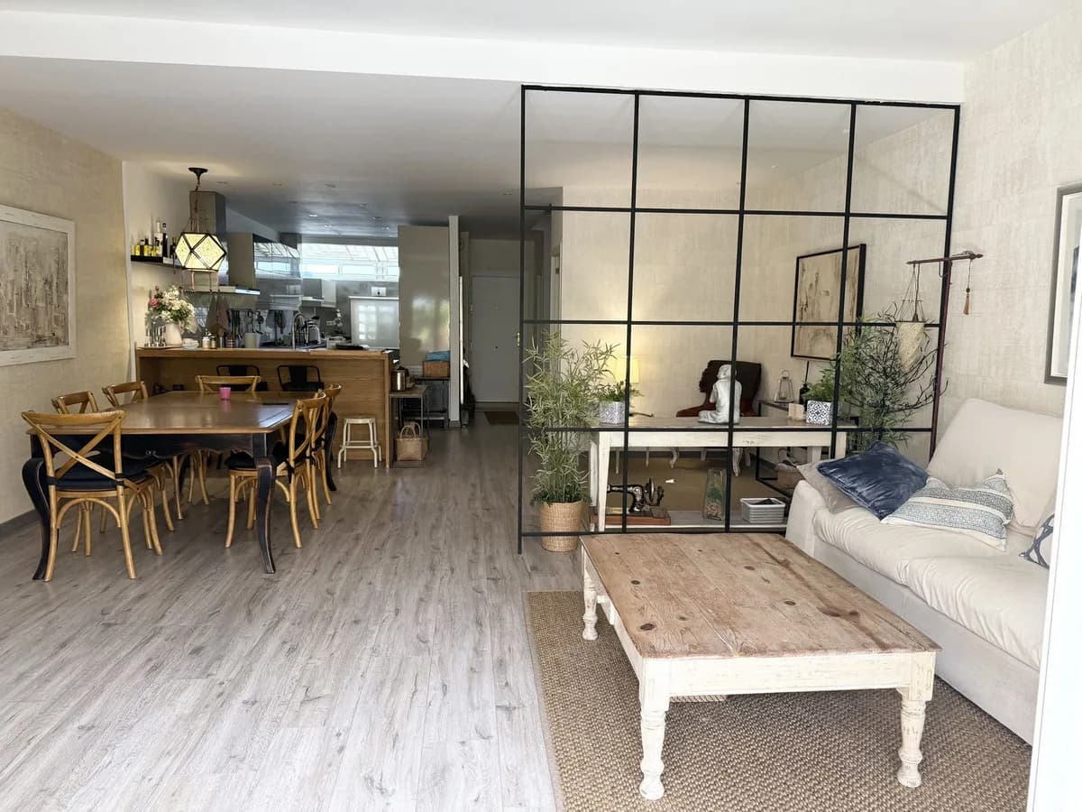 3 Bedroom Detached Villa for Sale in Selwo, Málaga - Image 9