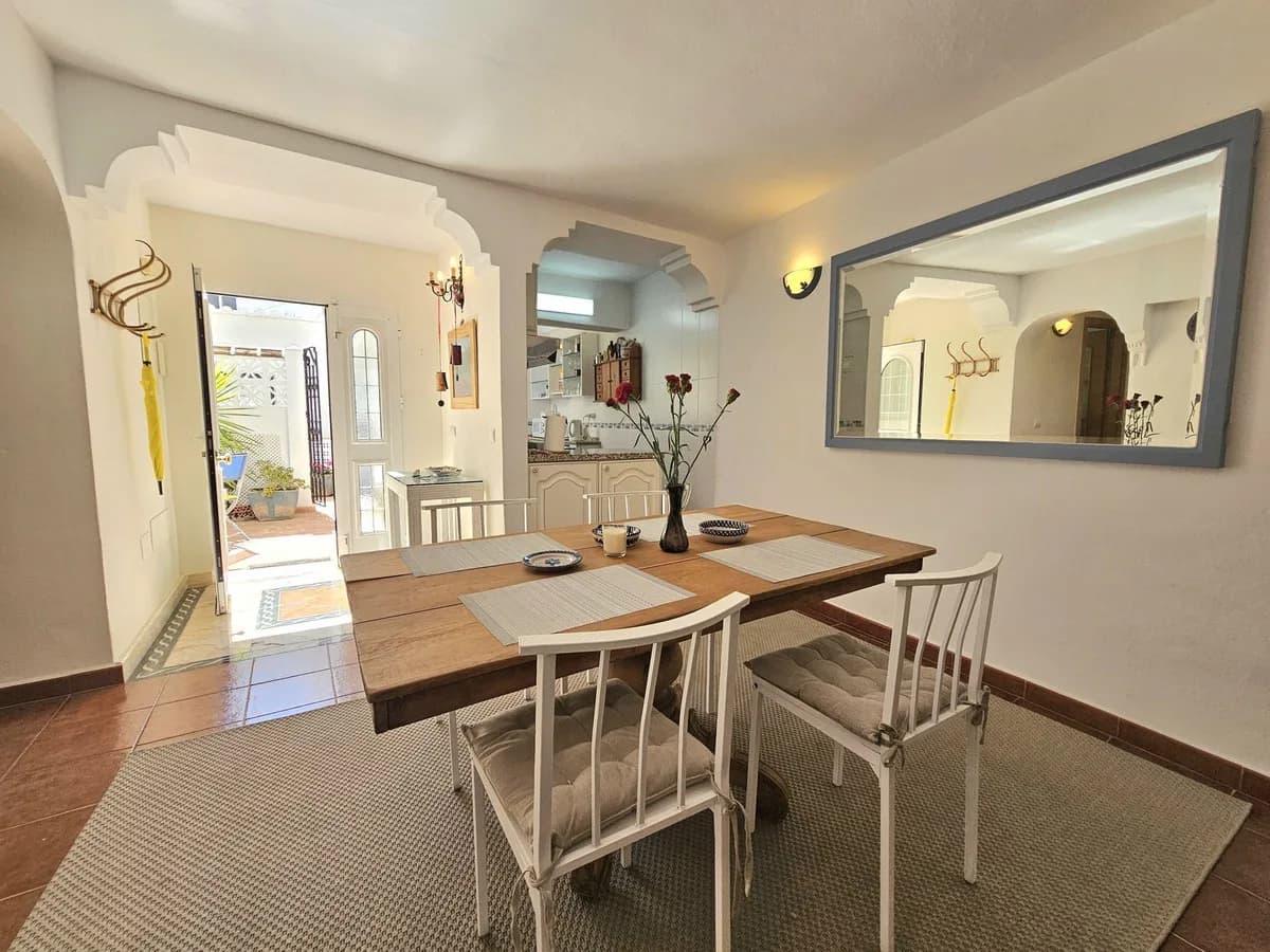 2 Bedroom Townhouse for Sale in Mijas, Málaga - Image 7