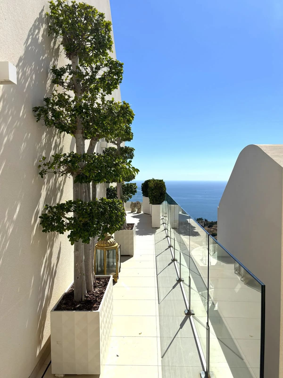3 Bedroom Duplex for Sale in Benalmadena, Málaga - Image 3