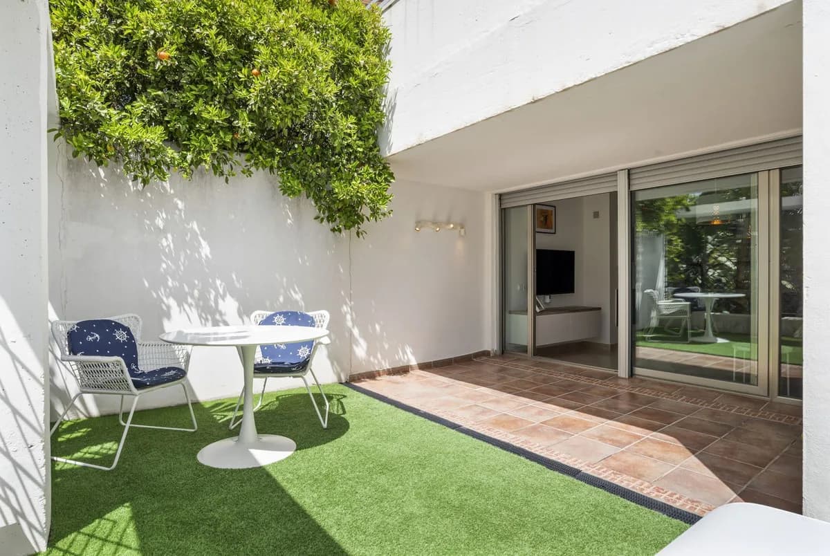 1 Bedroom Ground Floor Apartment for Sale in La Cala de Mijas, Málaga - Image 3