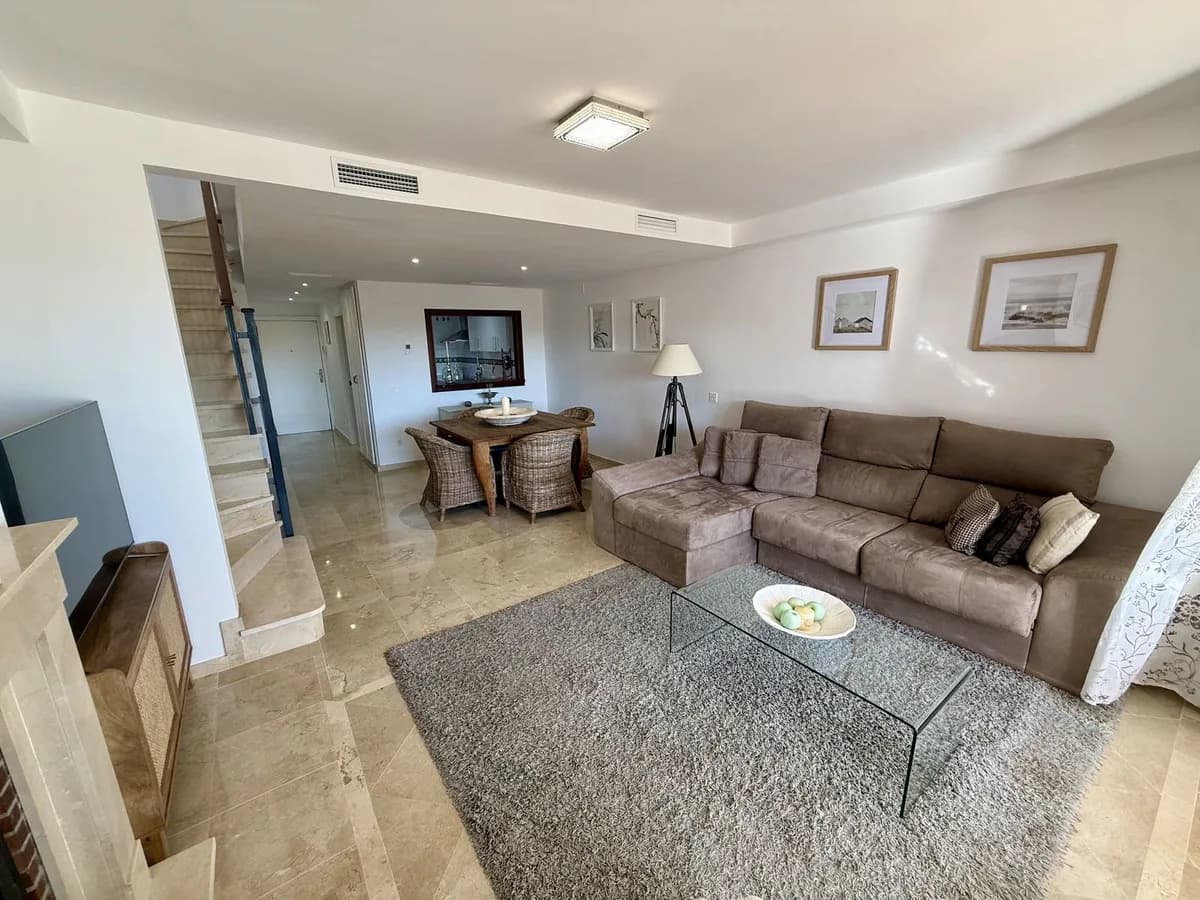 5 Bedroom Townhouse for Sale in Cabopino, Málaga