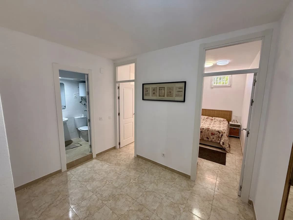 5 Bedroom Townhouse for Sale in Cabopino, Málaga - Image 7
