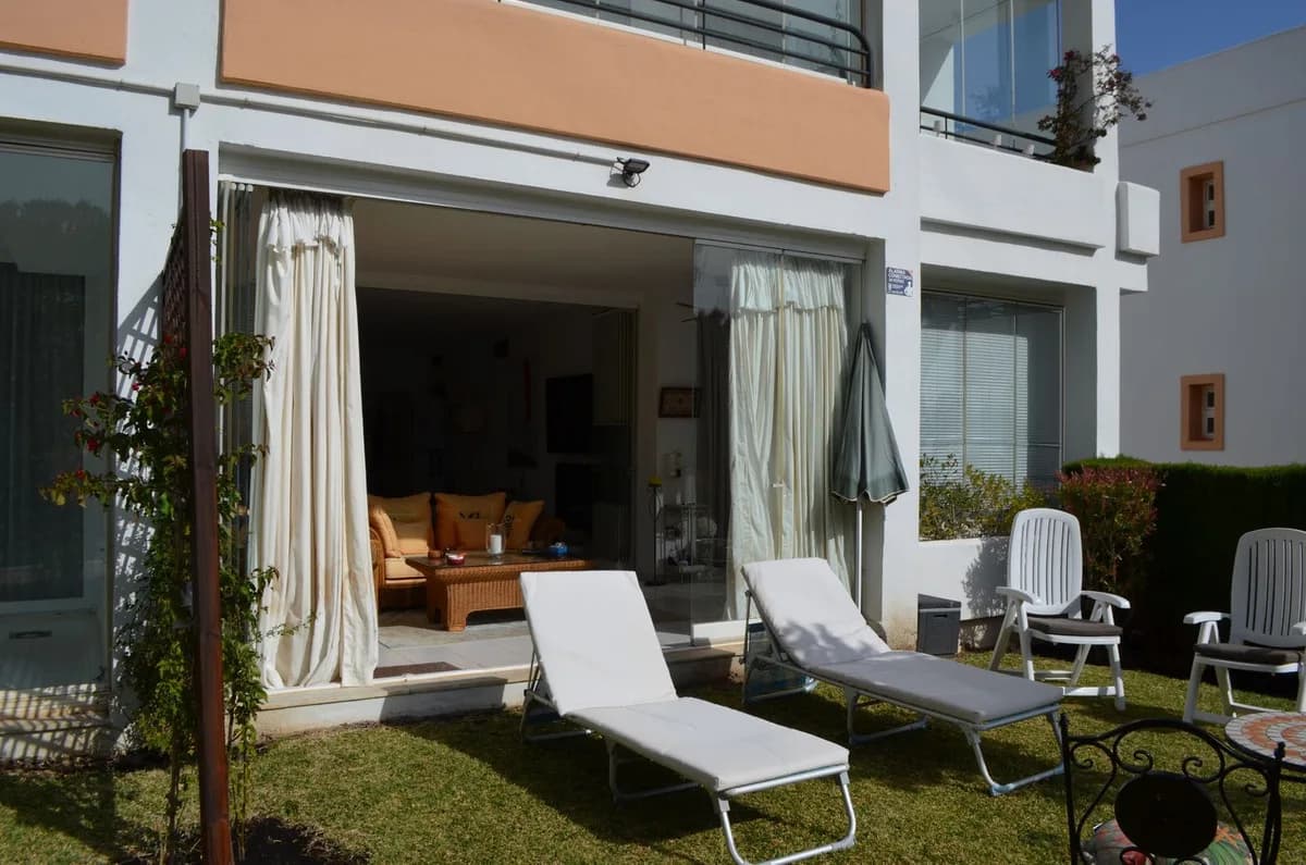 2 Bedroom Ground Floor Apartment for Sale in Riviera del Sol, Málaga - Image 2