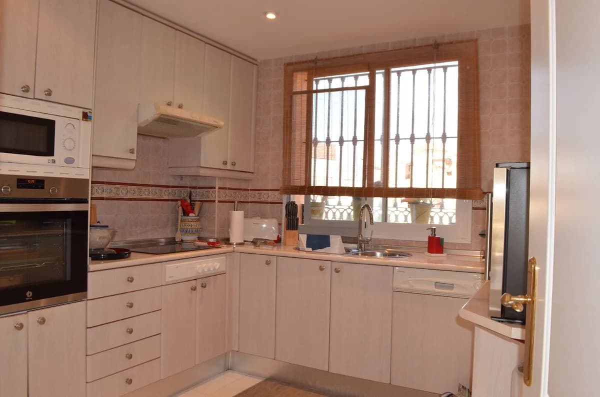 2 Bedroom Ground Floor Apartment for Sale in Riviera del Sol, Málaga - Image 6