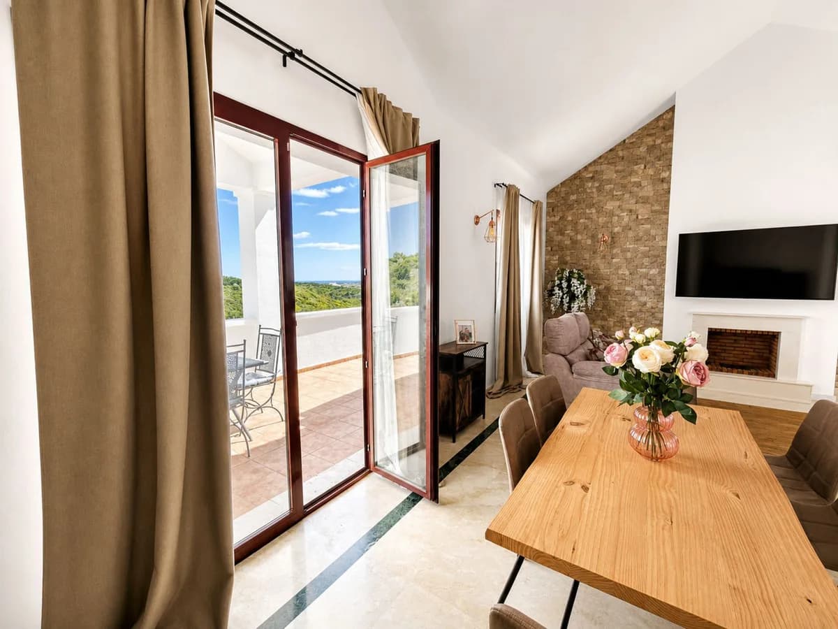 3 Bedroom Townhouse for Sale in Casares Playa, Málaga - Image 3