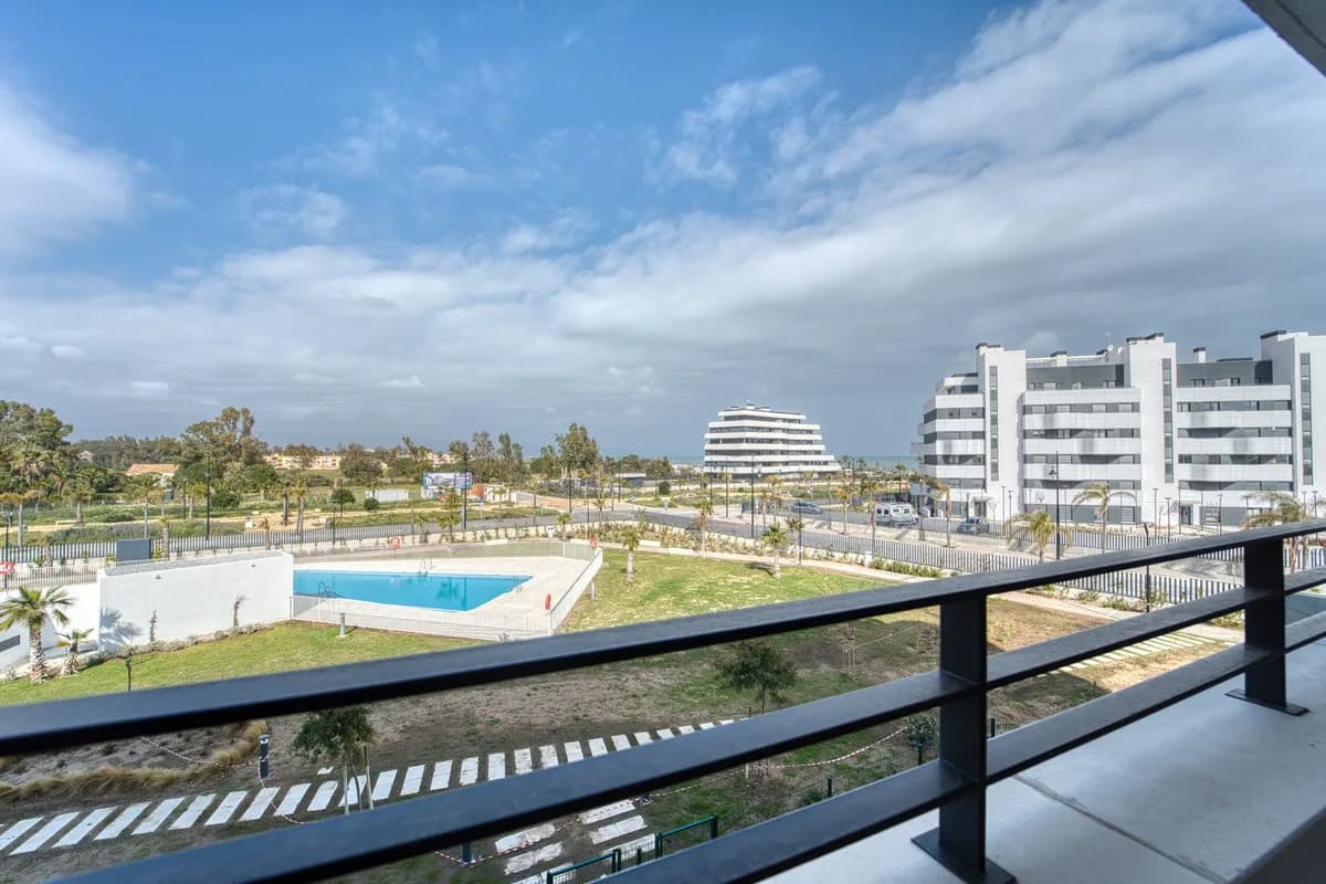 2 Bedroom Middle Floor Apartment for Sale in Torremolinos, Málaga