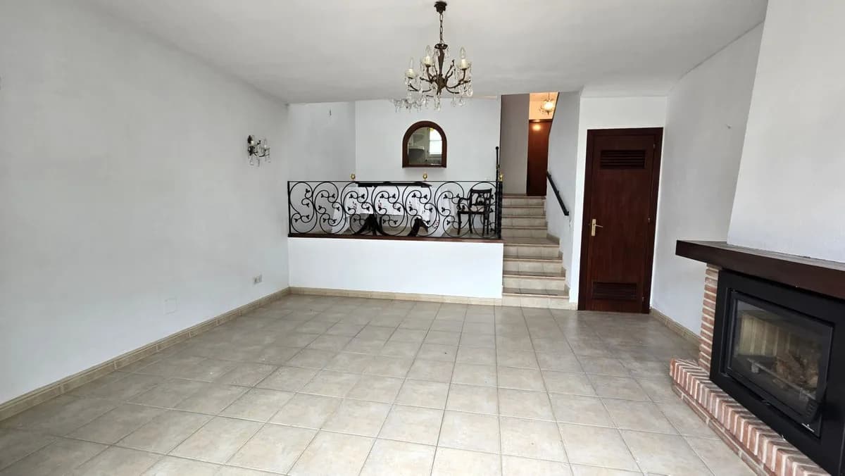 3 Bedroom Townhouse for Sale in Mijas Golf, Málaga - Image 3