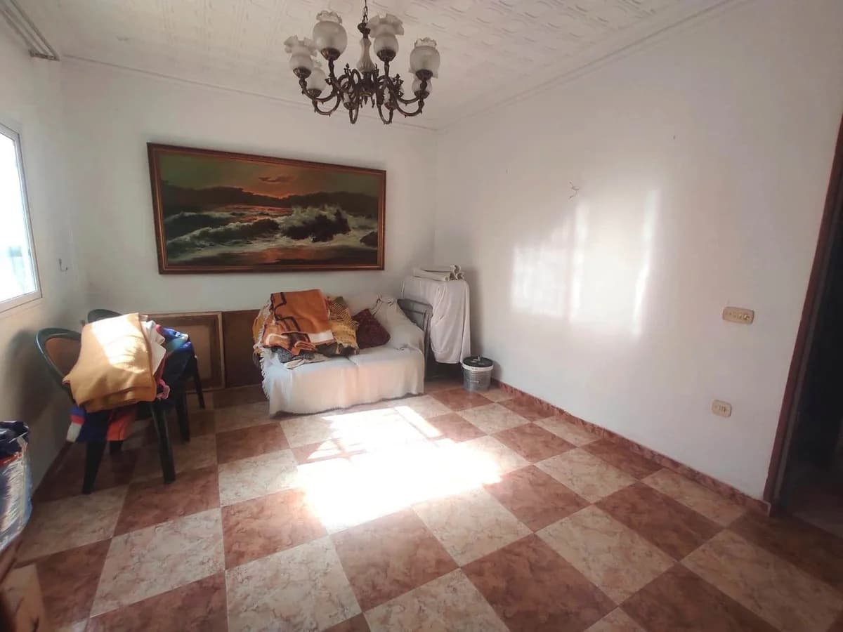 4 Bedroom Townhouse for Sale in Capuchinos, Málaga - Image 7