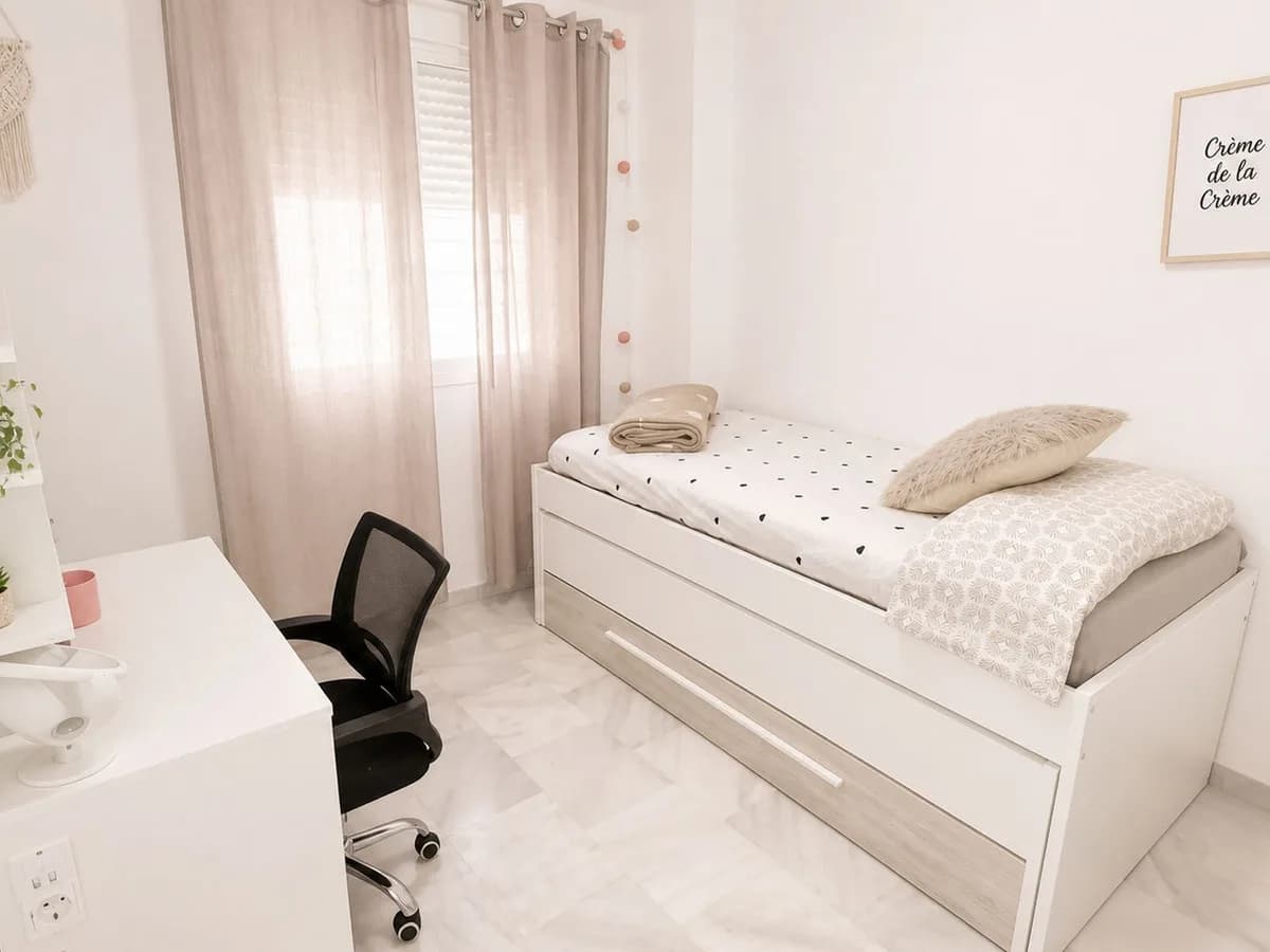 3 Bedroom Ground Floor Apartment for Sale in Casares, Málaga - Image 6