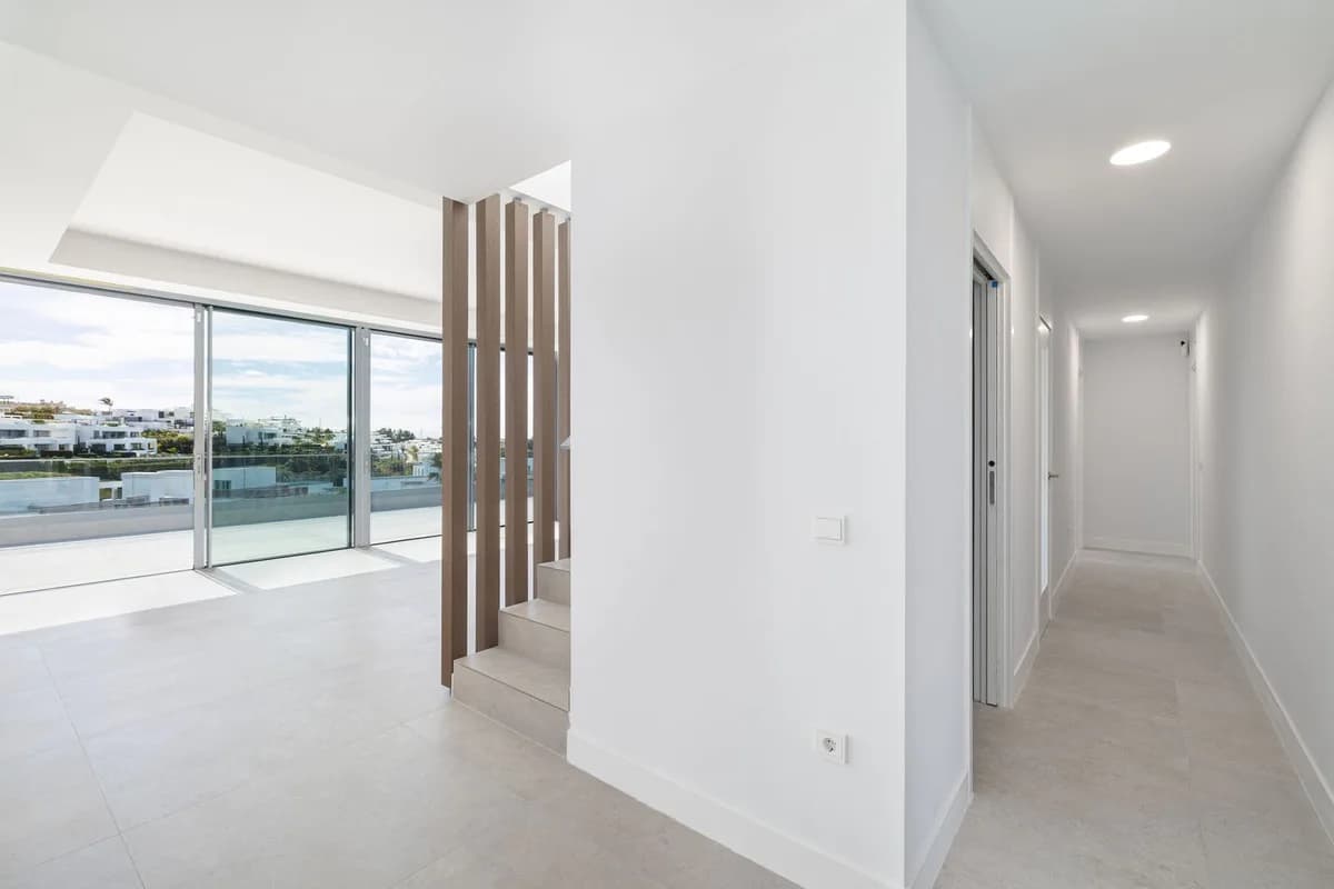 3 Bedroom Penthouse Duplex for Sale in Santa Clara, Málaga - Image 7
