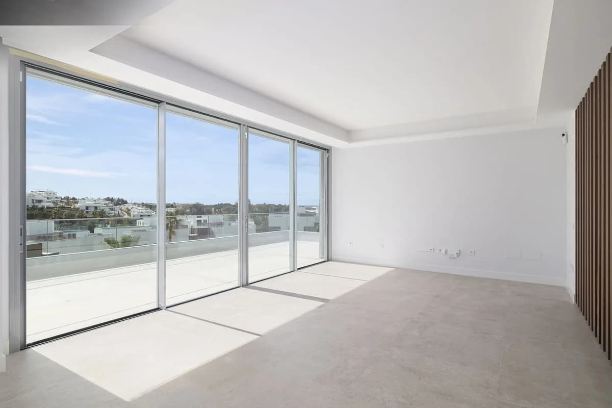 3 Bedroom Penthouse Duplex for Sale in Santa Clara, Málaga - Image 8