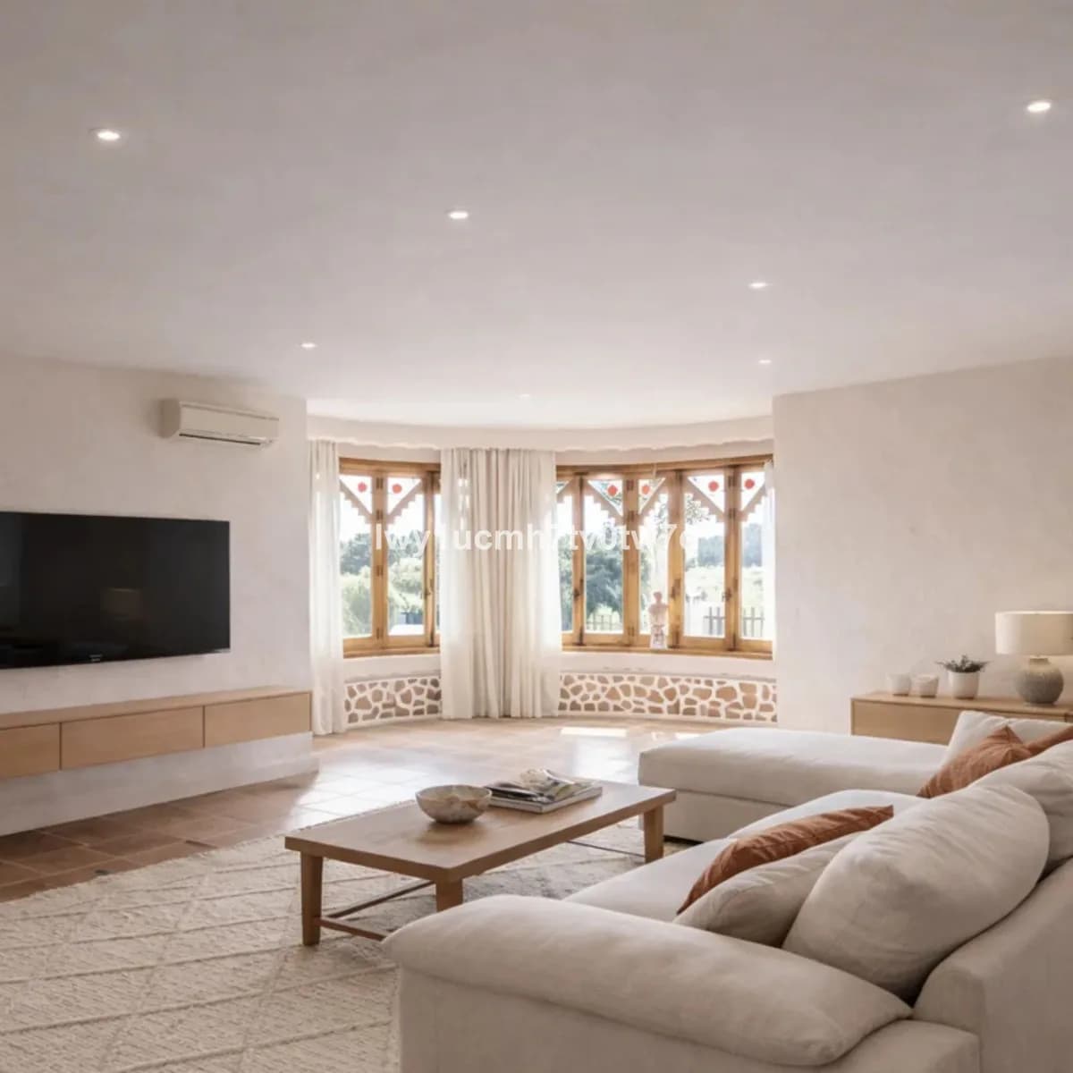 4 Bedroom Detached Villa for Sale in Torremolinos, Málaga - Image 4