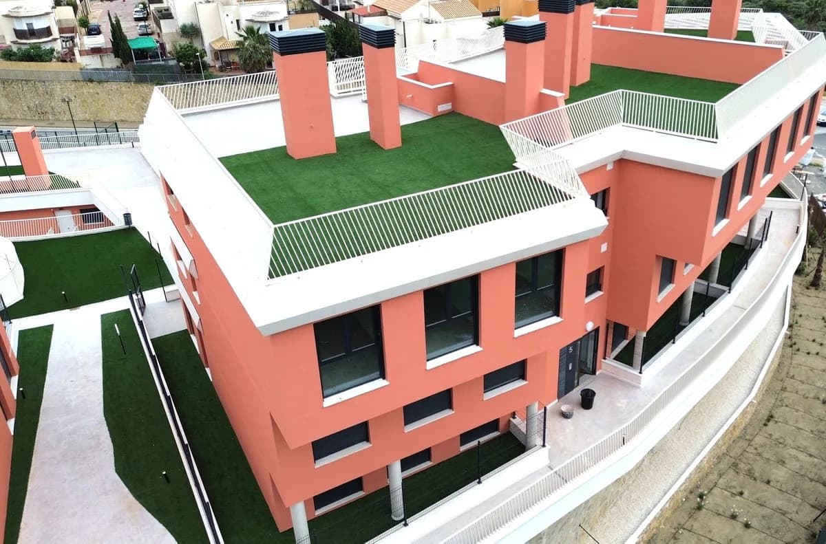 3 Bedroom Top Floor Apartment for Sale in La Cala de Mijas, Málaga - Image 7