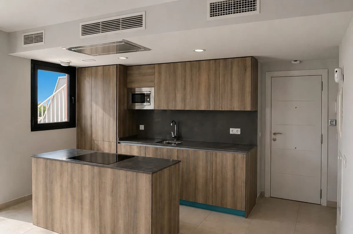3 Bedroom Top Floor Apartment for Sale in La Cala de Mijas, Málaga - Image 9